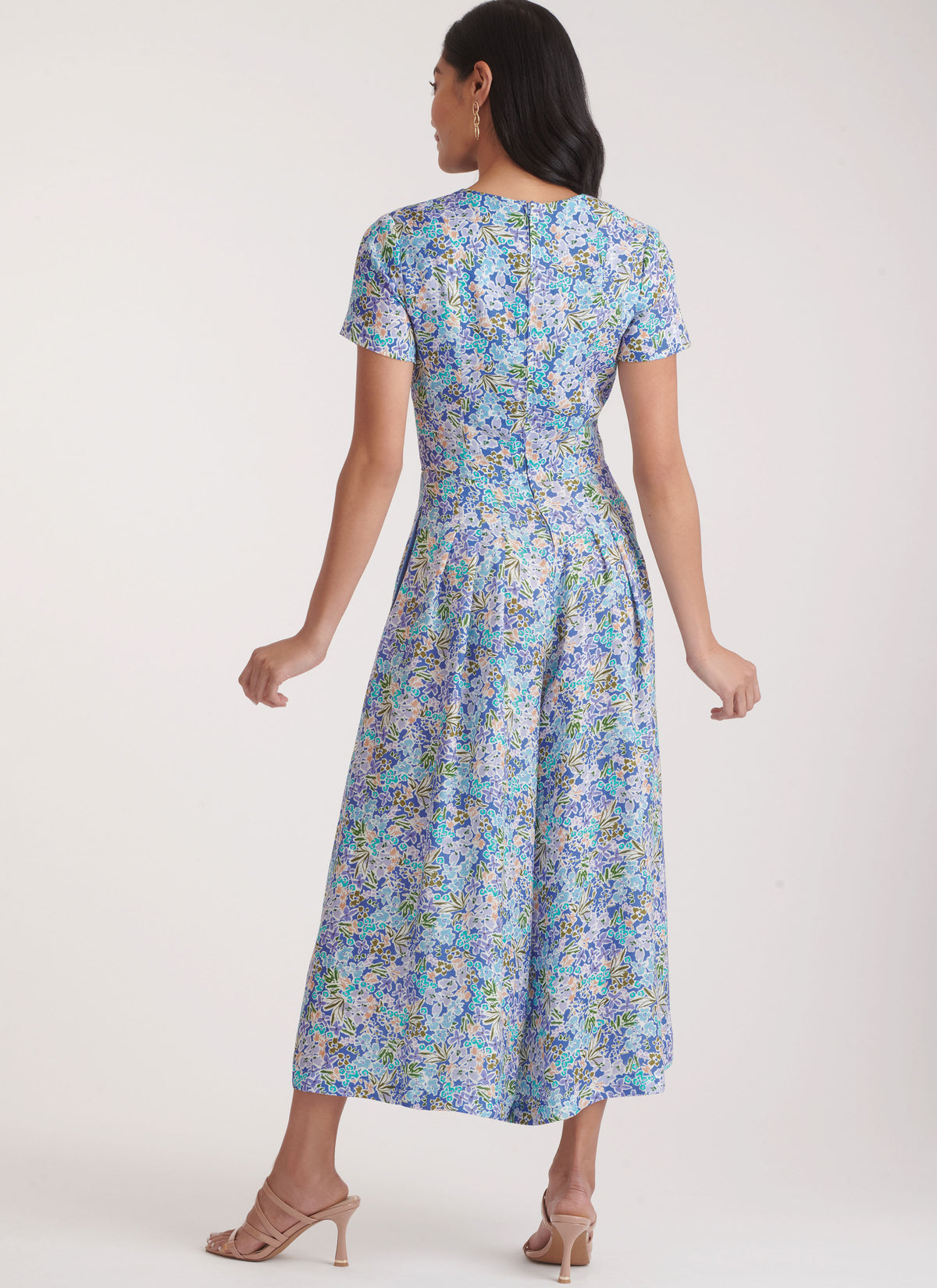 New Look sewing pattern N6777 envelope showing a dress and a jumpsuit
