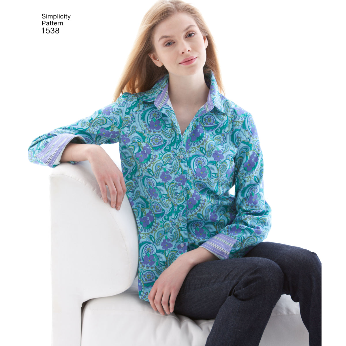 Simplicity 1538 pattern envelope showing women's tops