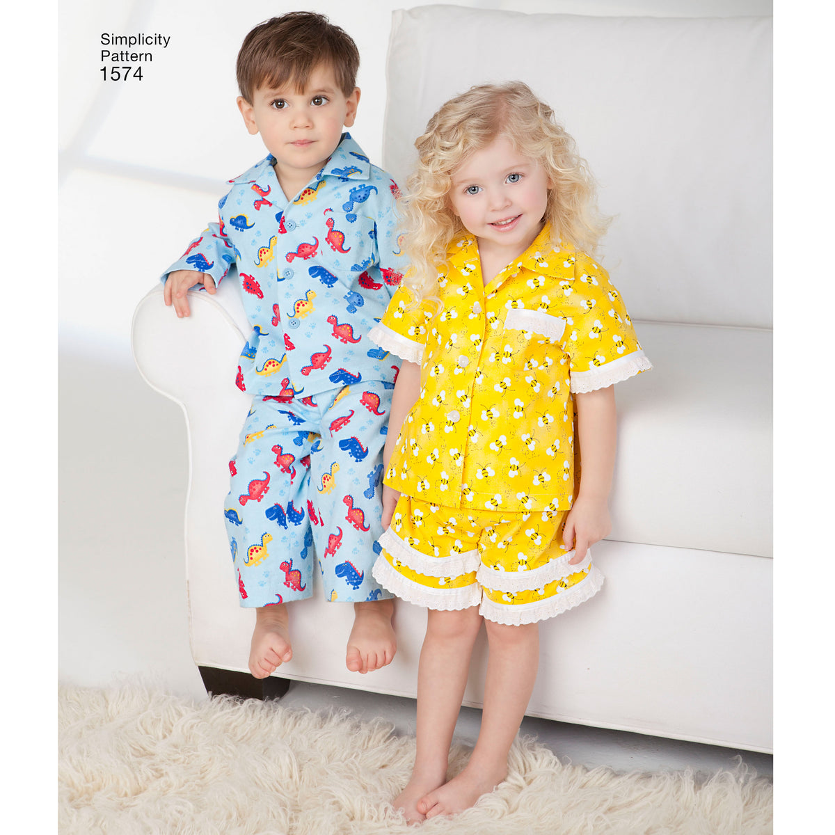 Simplicity S1574 sewing pattern envelope showing toddler sleepwear