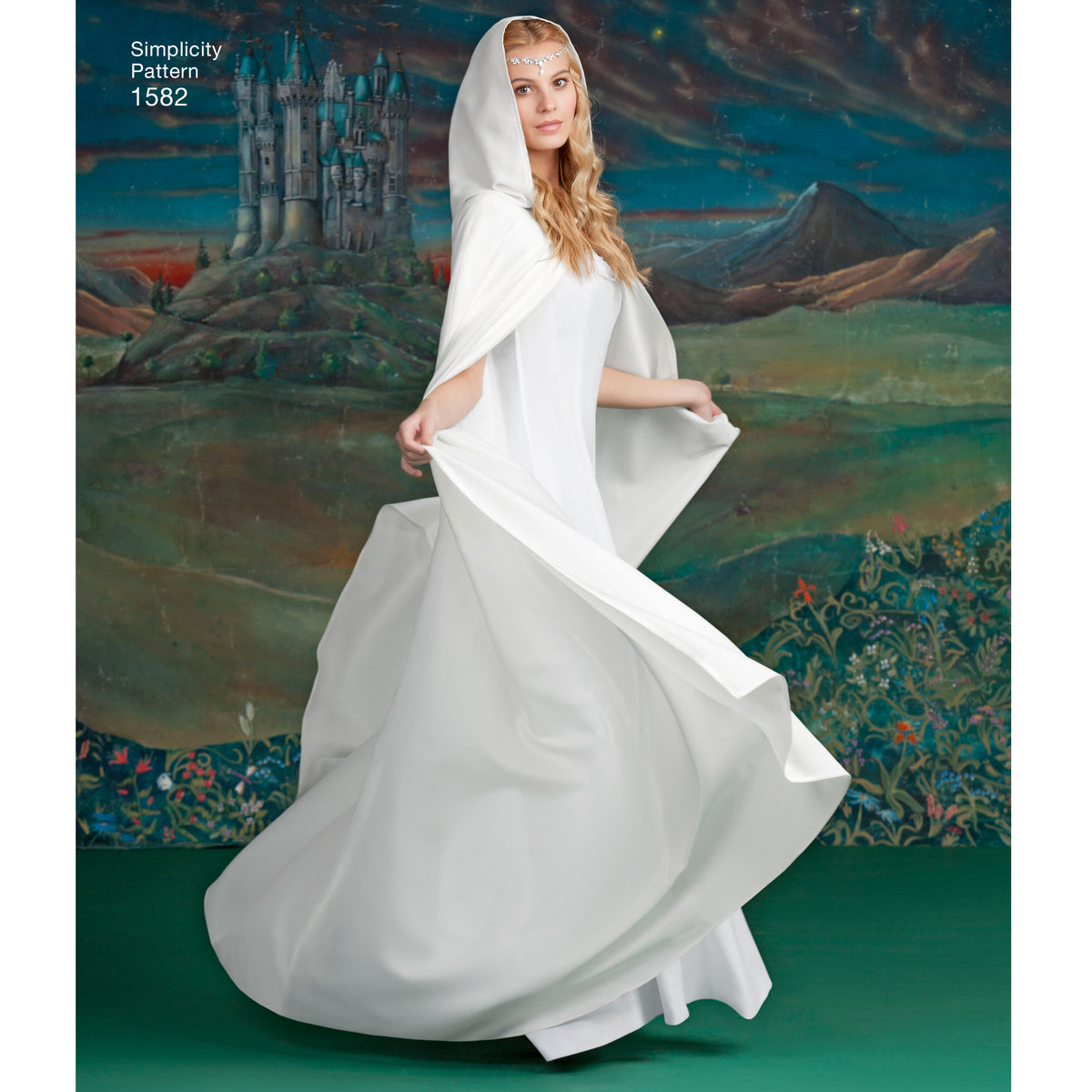 Simplicity S1582 sewing pattern envelope showing hooded cape costume