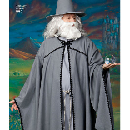 Simplicity S1582 sewing pattern envelope showing hooded cape costume