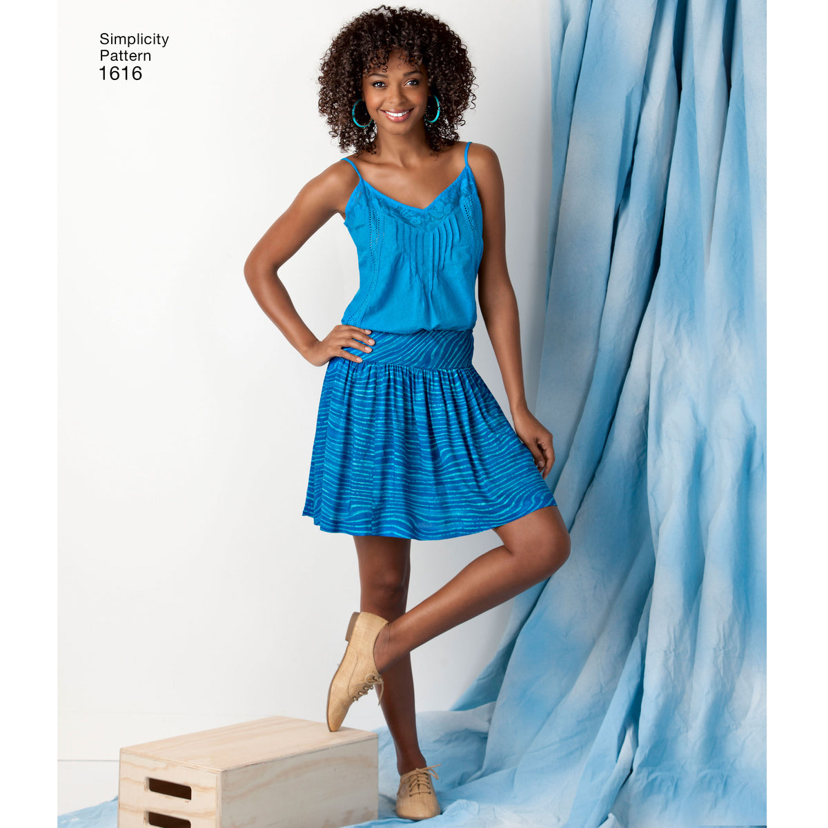 Simplicity S1616 sewing pattern envelope showing women's yoked skirts