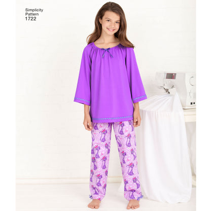 Simplicity S1722 sewing pattern envelope showing children's sleepwear