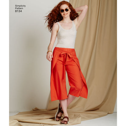Simplicity 8134 sewing pattern envelope showing misses' trousers, culottes and shorts designs