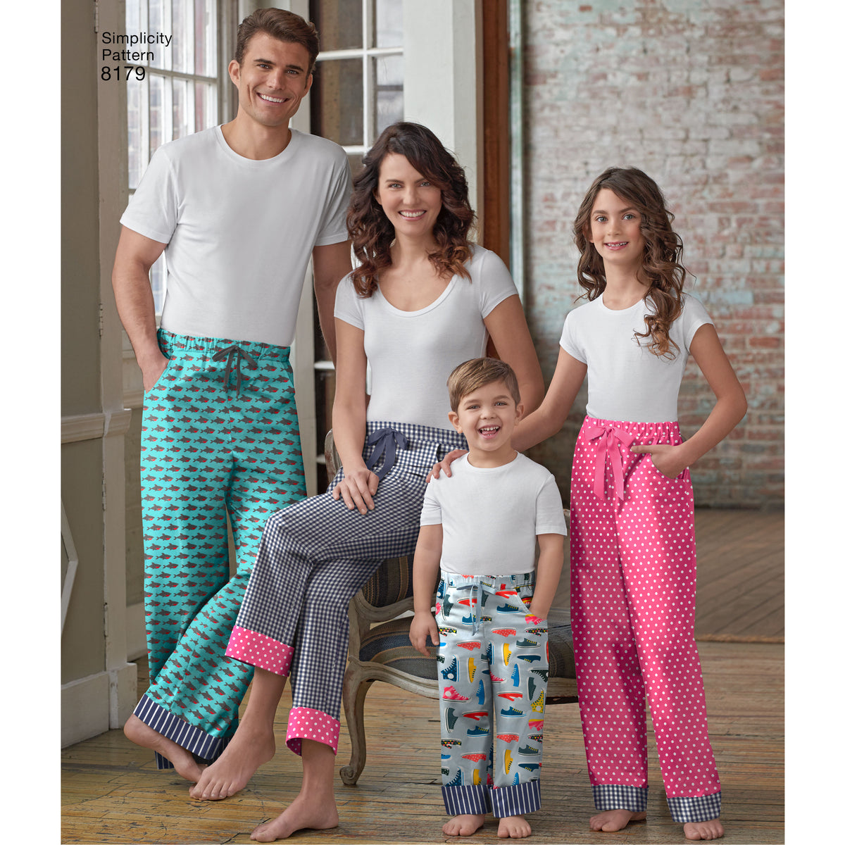 Simplicity 8179 sewing pattern envelope showing unisex lounge trousers designs