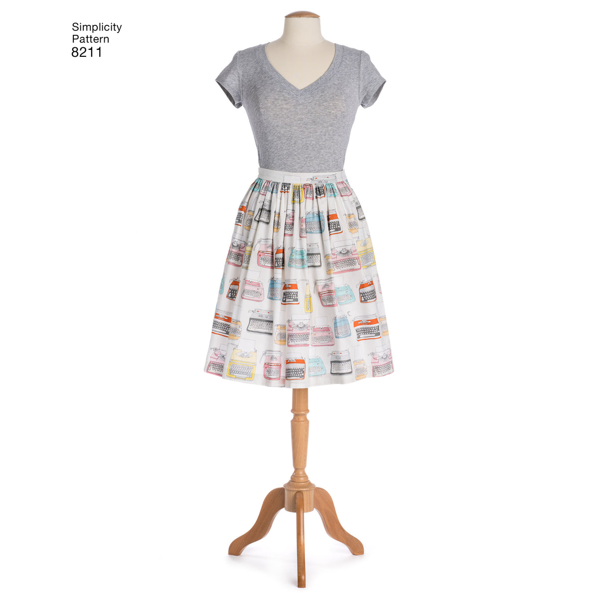 Simplicity 8211 sewing pattern envelope showing misses' dirndl skirt designs