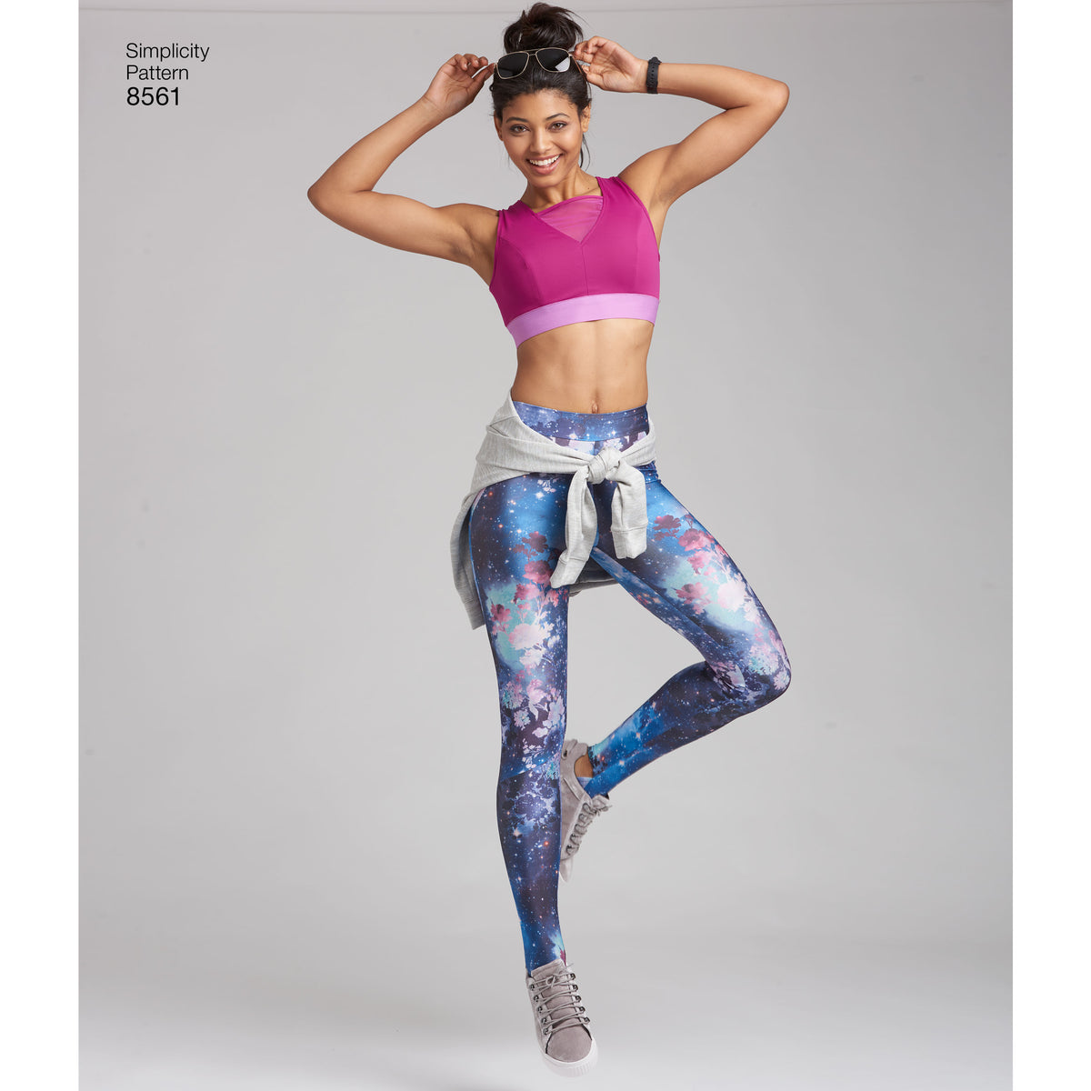 Simplicity sewing pattern S8561 envelope showing knit leggings