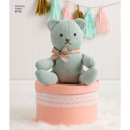 Simplicity S8716 sewing pattern envelope showing elaine heigl stuffed animals
