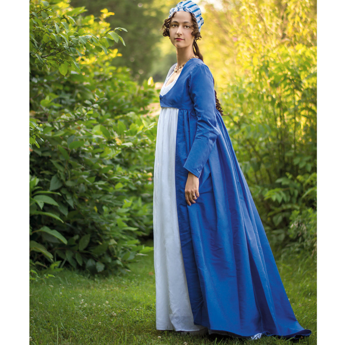 Simplicity S8941 sewing pattern envelope showing a costume
