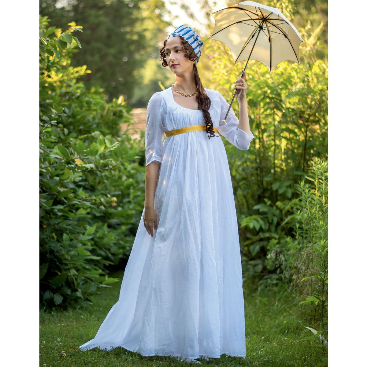 Simplicity S8941 sewing pattern envelope showing a costume