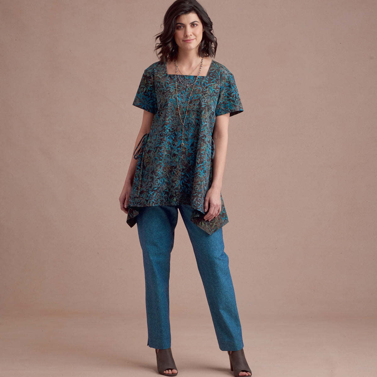 Simplicity S8960 sewing pattern envelope showing a boho dress and tunic