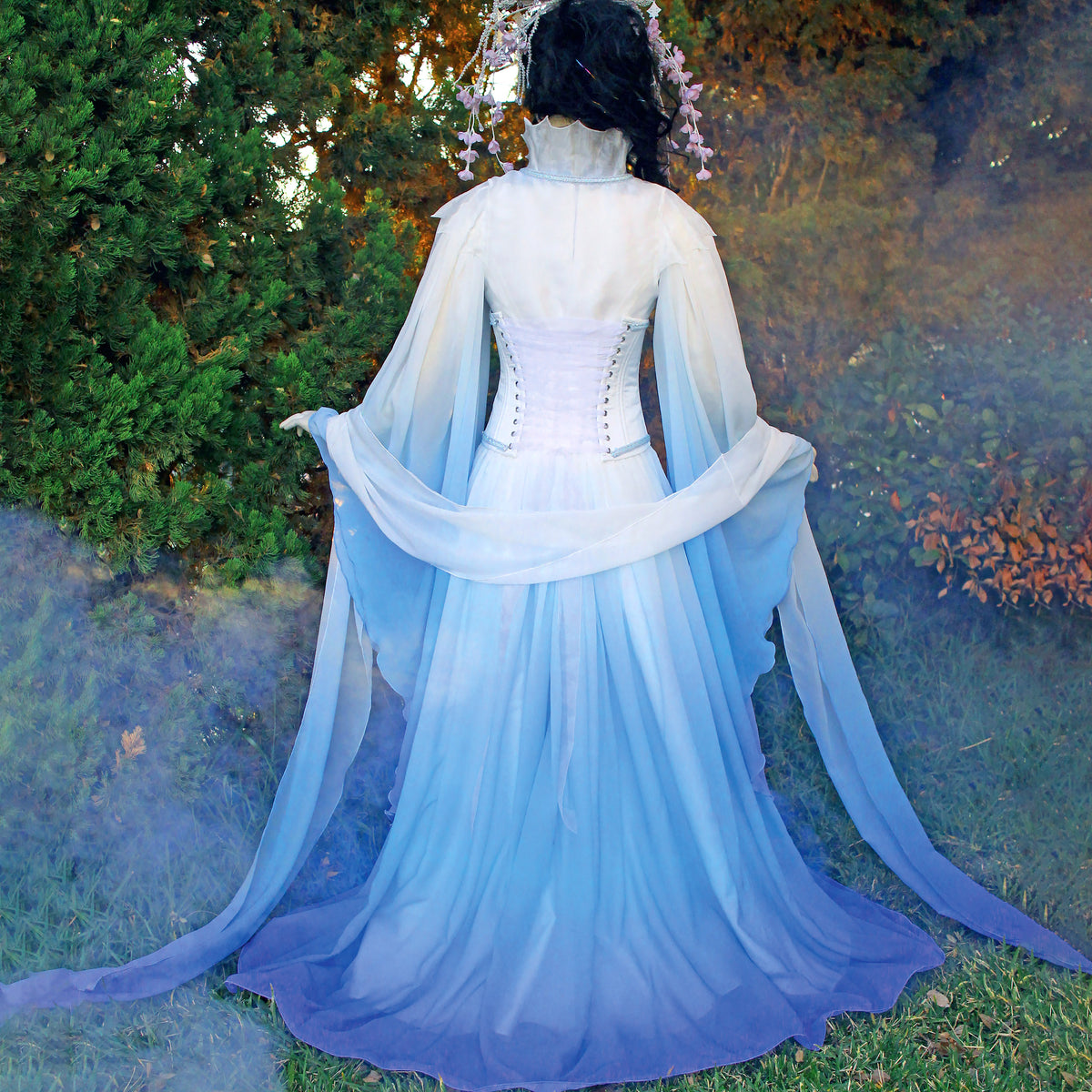 Simplicity S8971 sewing pattern envelope showing an ice queen costume