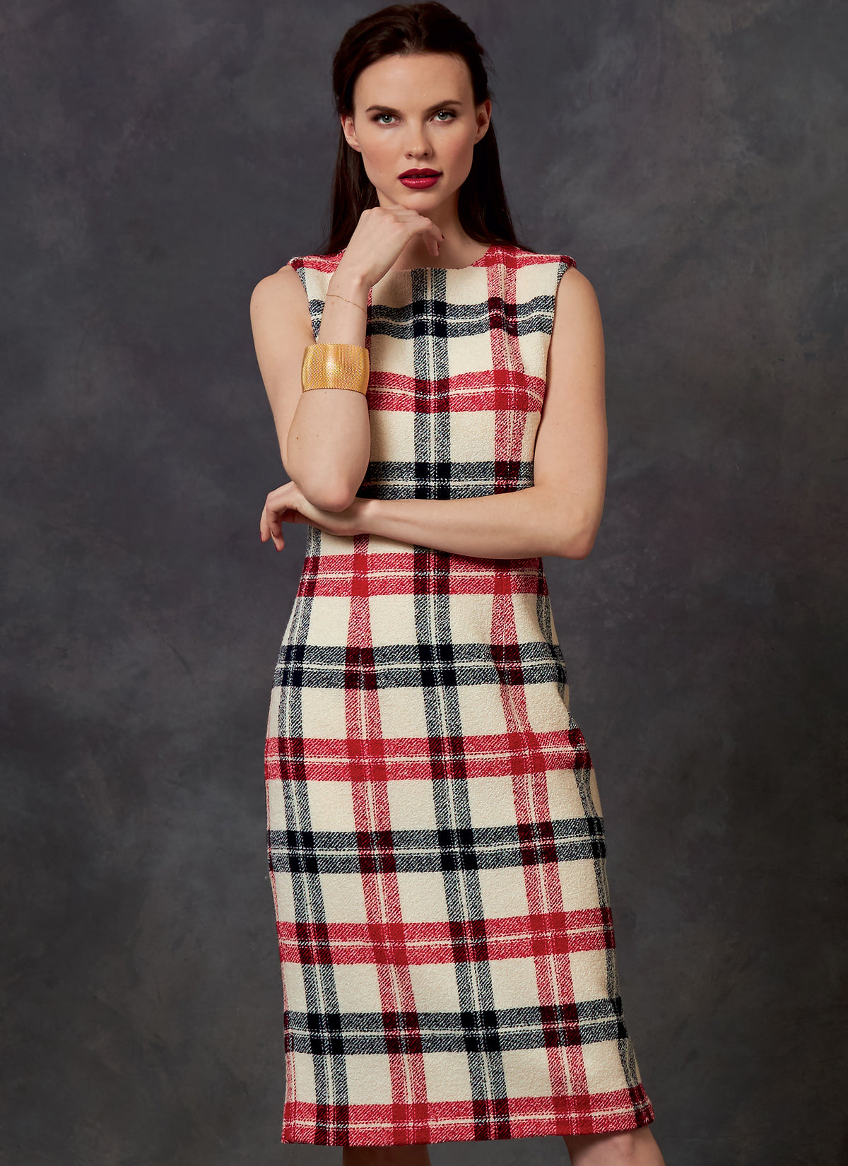 Vogue Patterns V1643 pattern envelope showing semi-fitted, lined jacket with button front