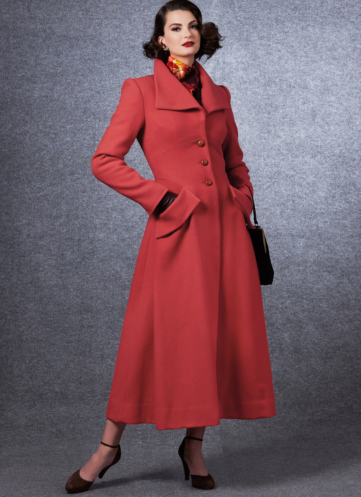 Vogue Patterns V1669 pattern envelope showing lined coat with a fitted bodice