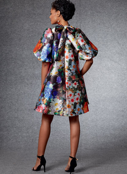 Vogue Patterns V1723 pattern envelope showing very loose-fitting, lined pullover dress