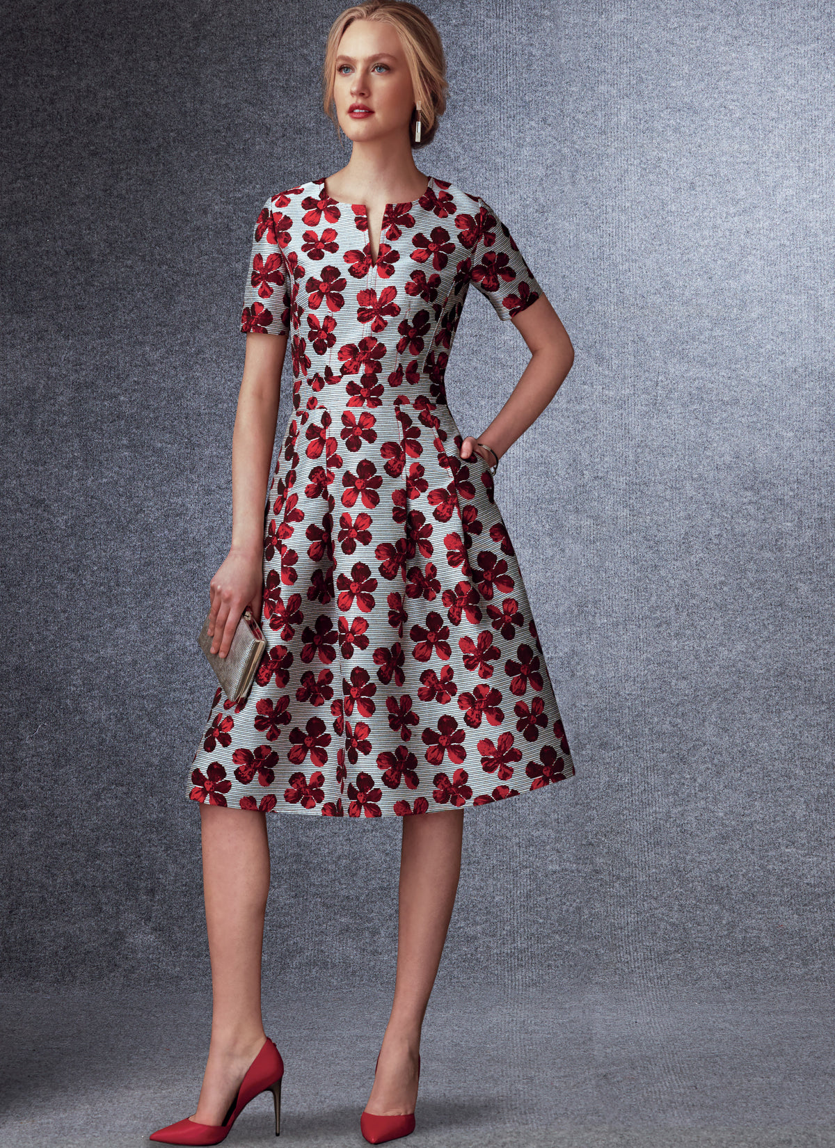 Vogue Patterns V1737 pattern envelope showing fitted, lined dress