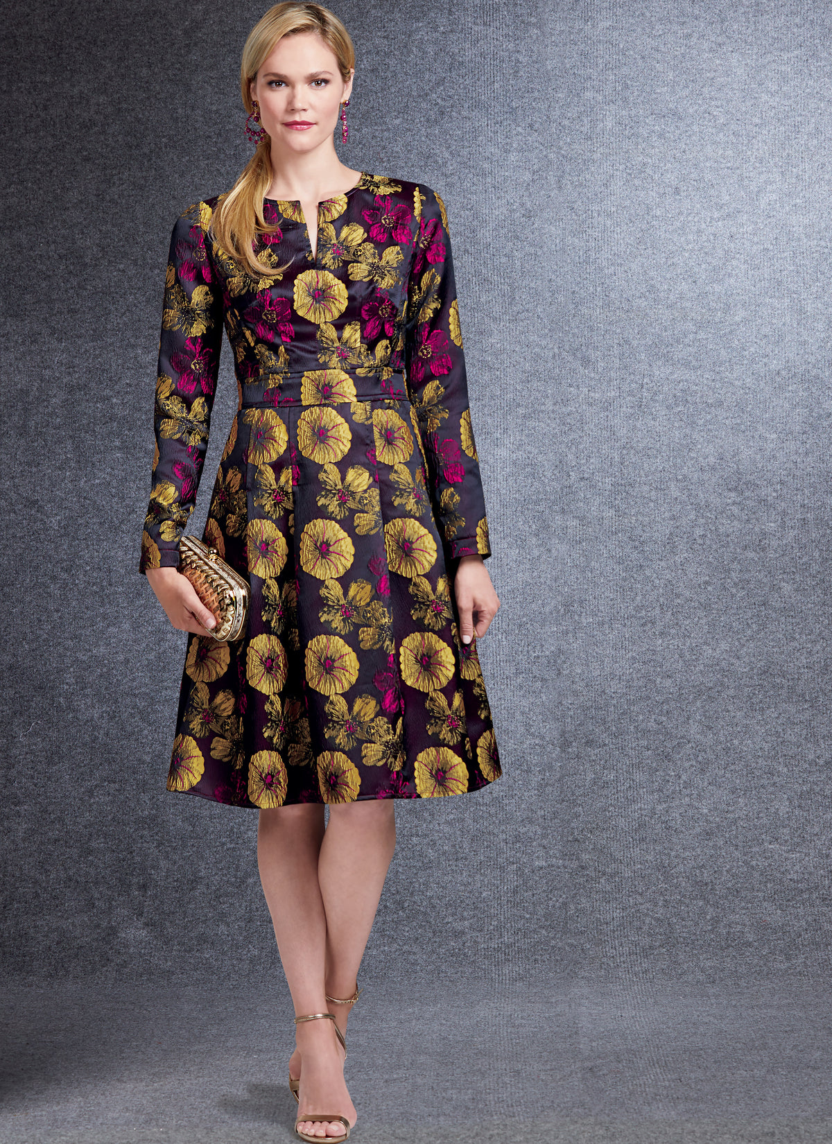 Vogue Patterns V1737 pattern envelope showing fitted, lined dress