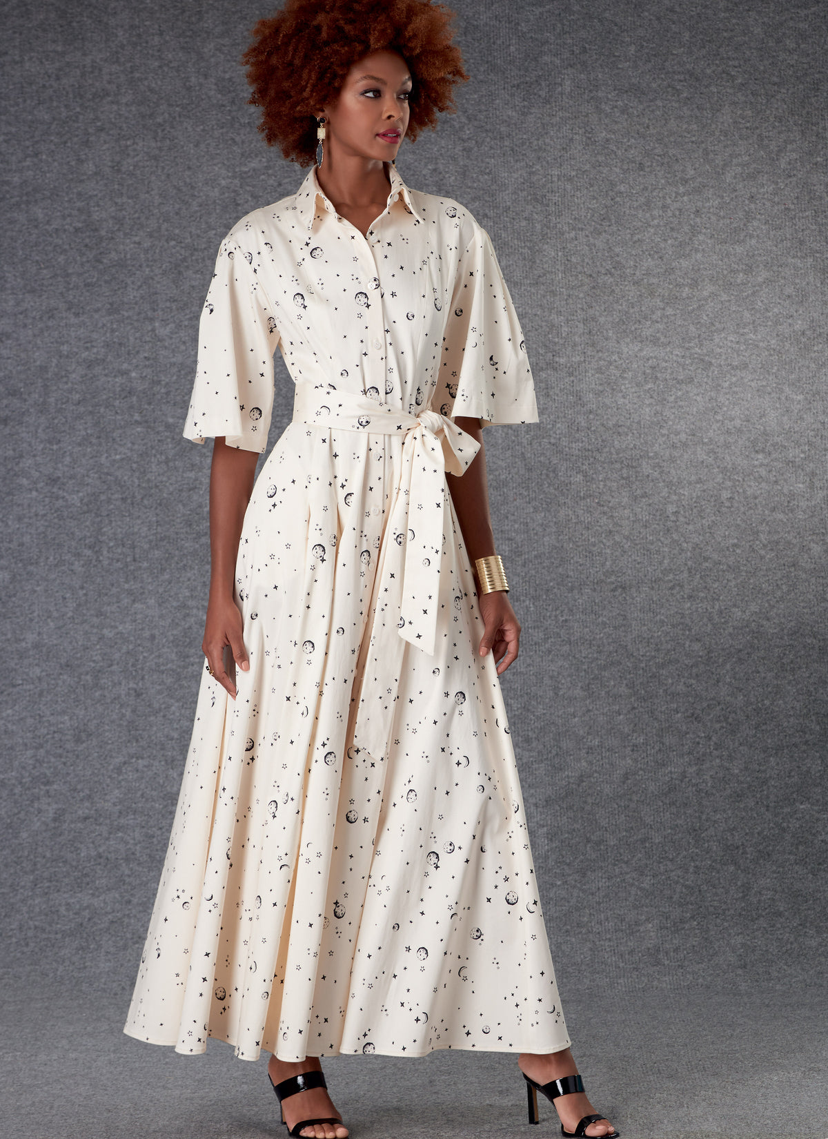 Vogue Patterns V1783 pattern envelope showing button front dress with belt