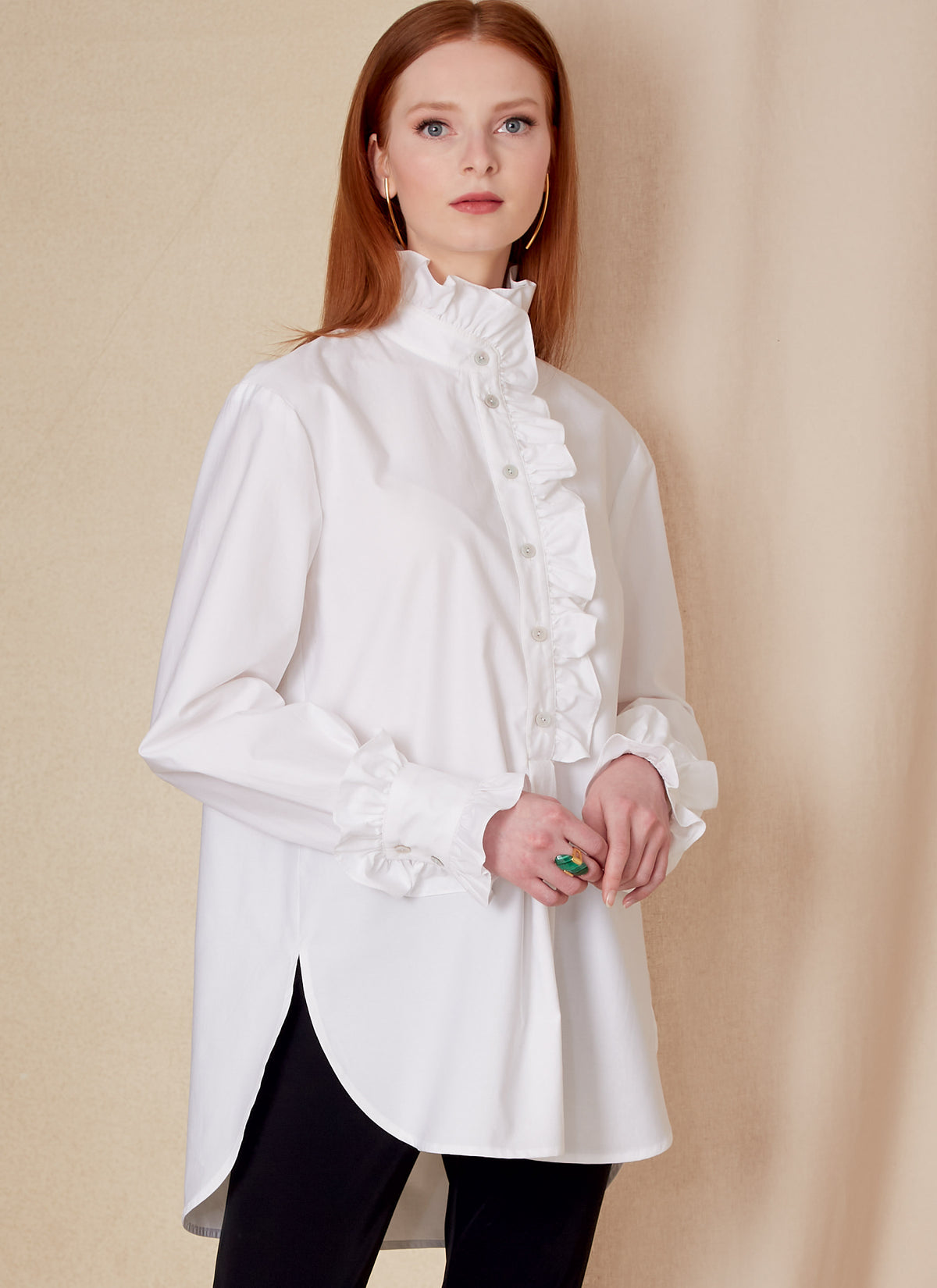 Vogue Patterns V1823 envelope showing a loose-fitting shirt, longer at the back