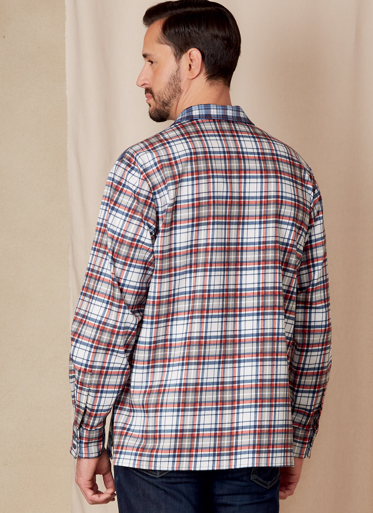 Vogue Patterns V1827 envelope showing a unisex button-down shirt