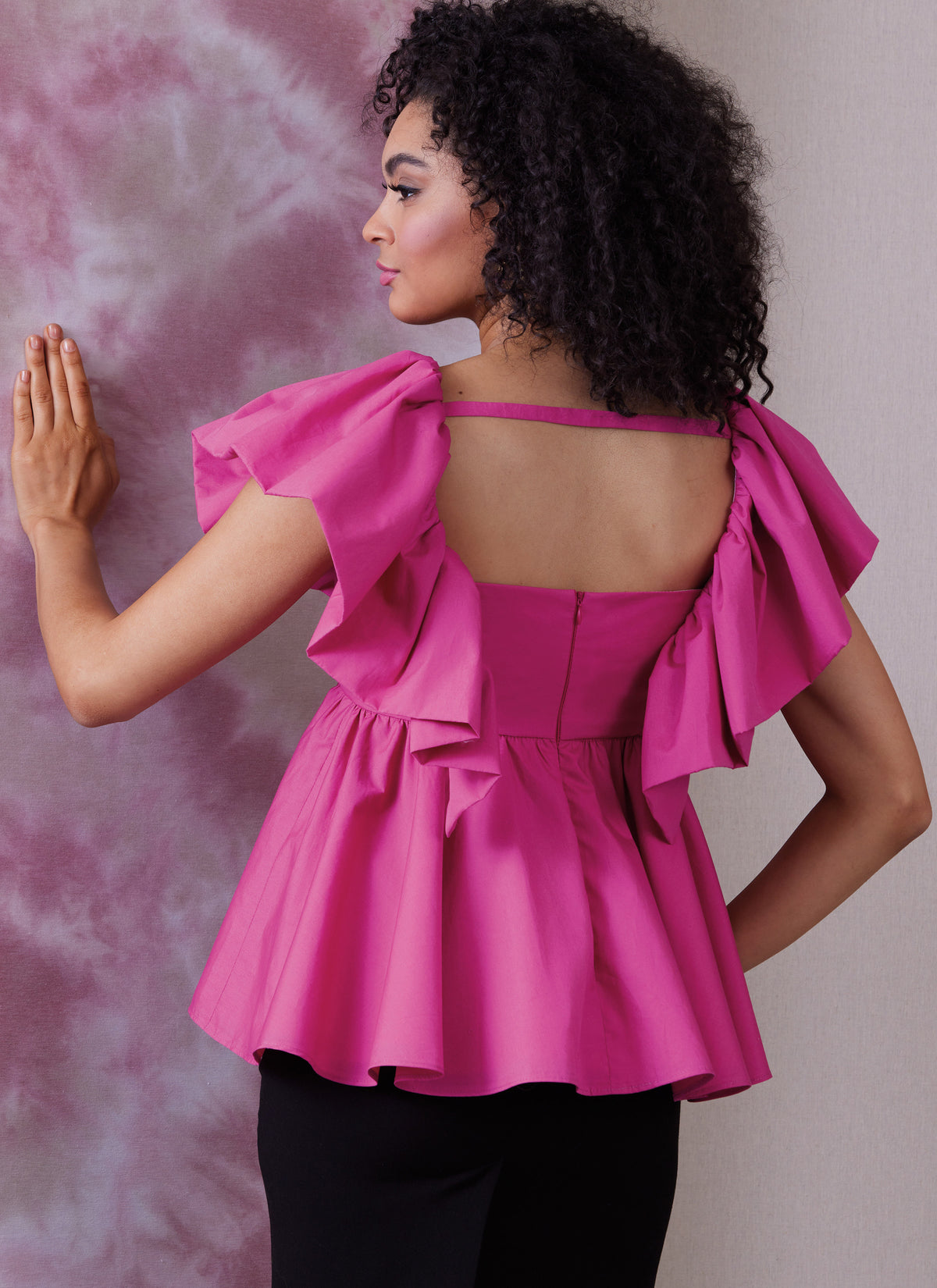 Vogue Patterns V1940 envelope showing the lined empire waist top