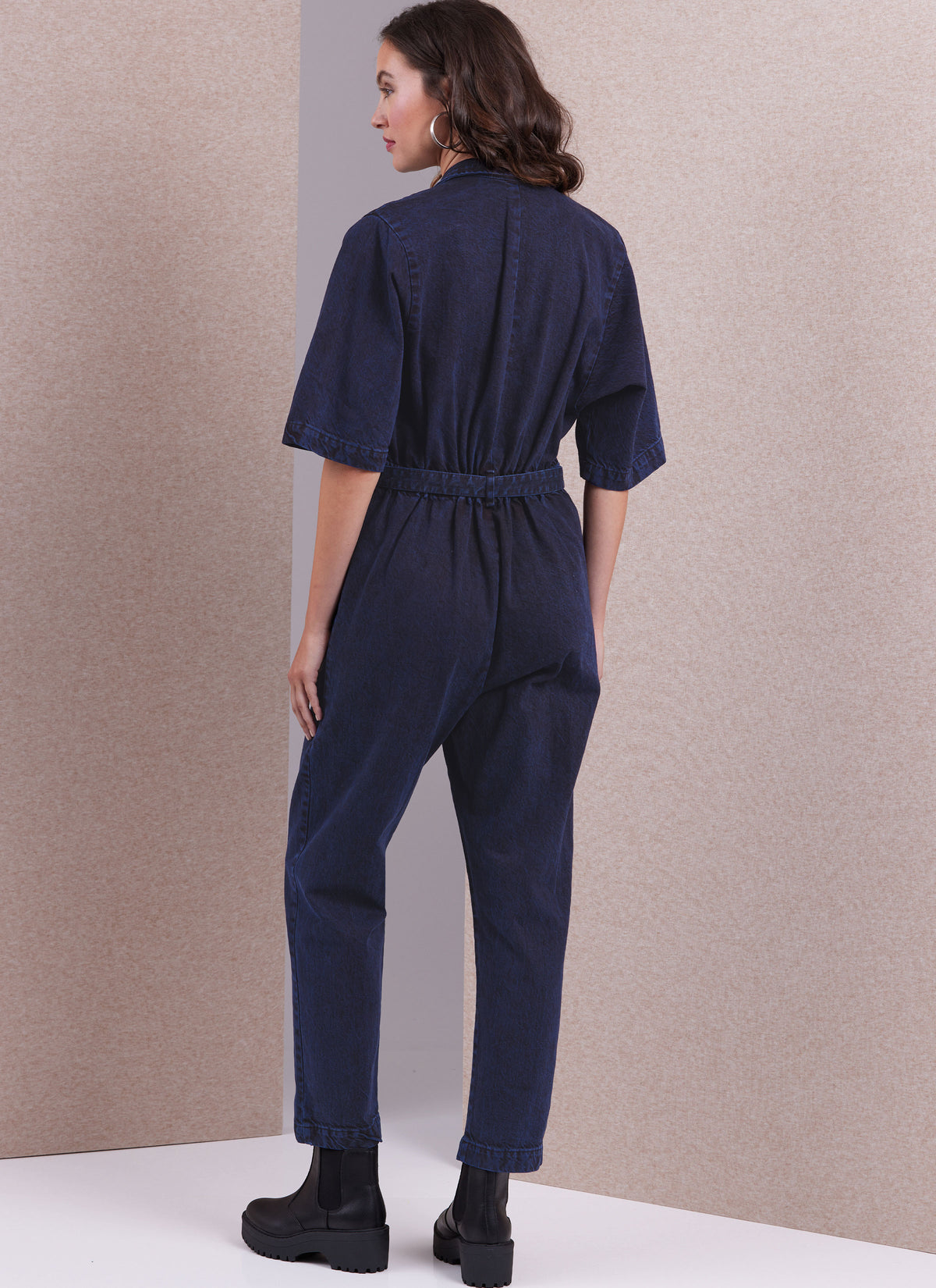 Vogue Patterns V1994 envelope showing jumpsuit with belt designs