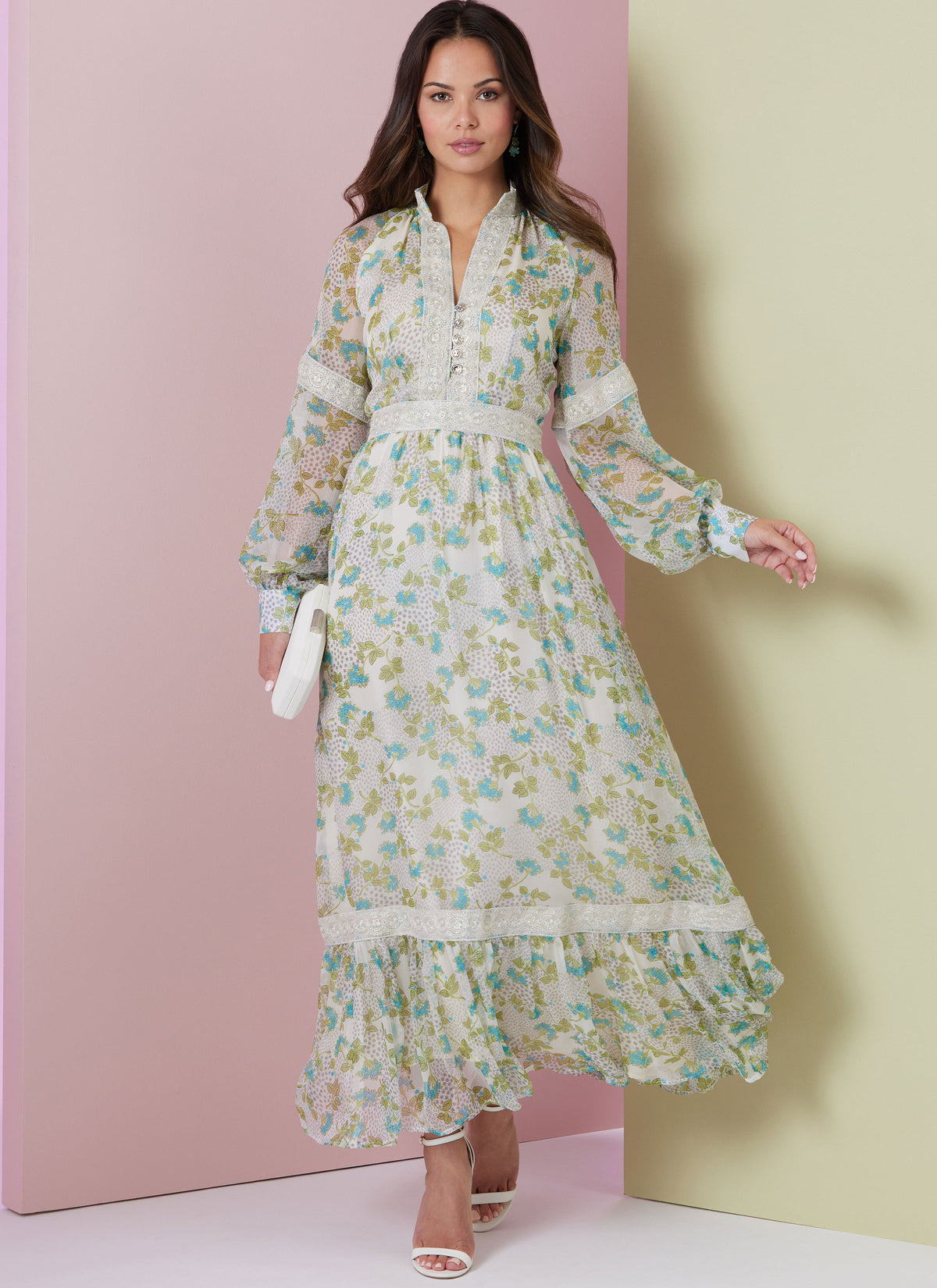 Vogue Patterns V2004 envelope showing lined dress with raglan sleeves designs