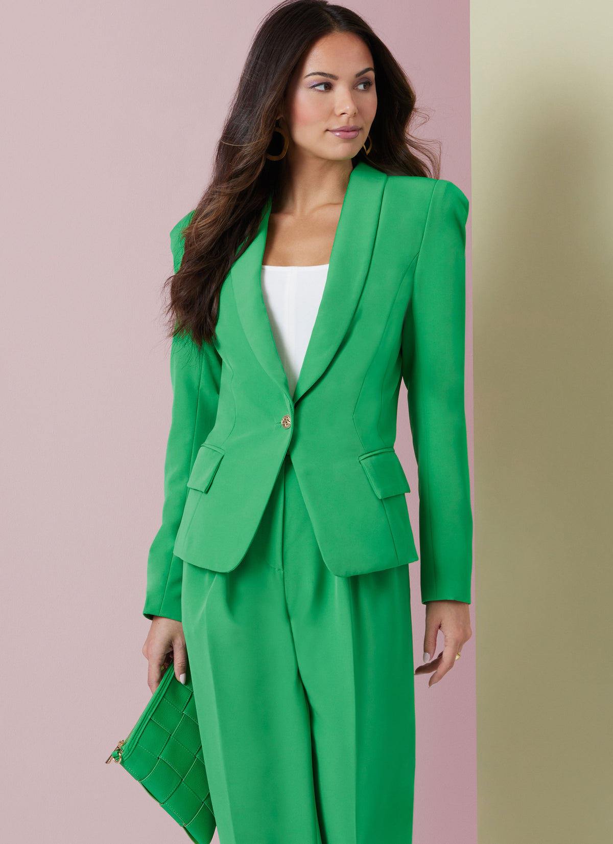 Vogue Patterns V2016 envelope showing fitted lined jacket designs