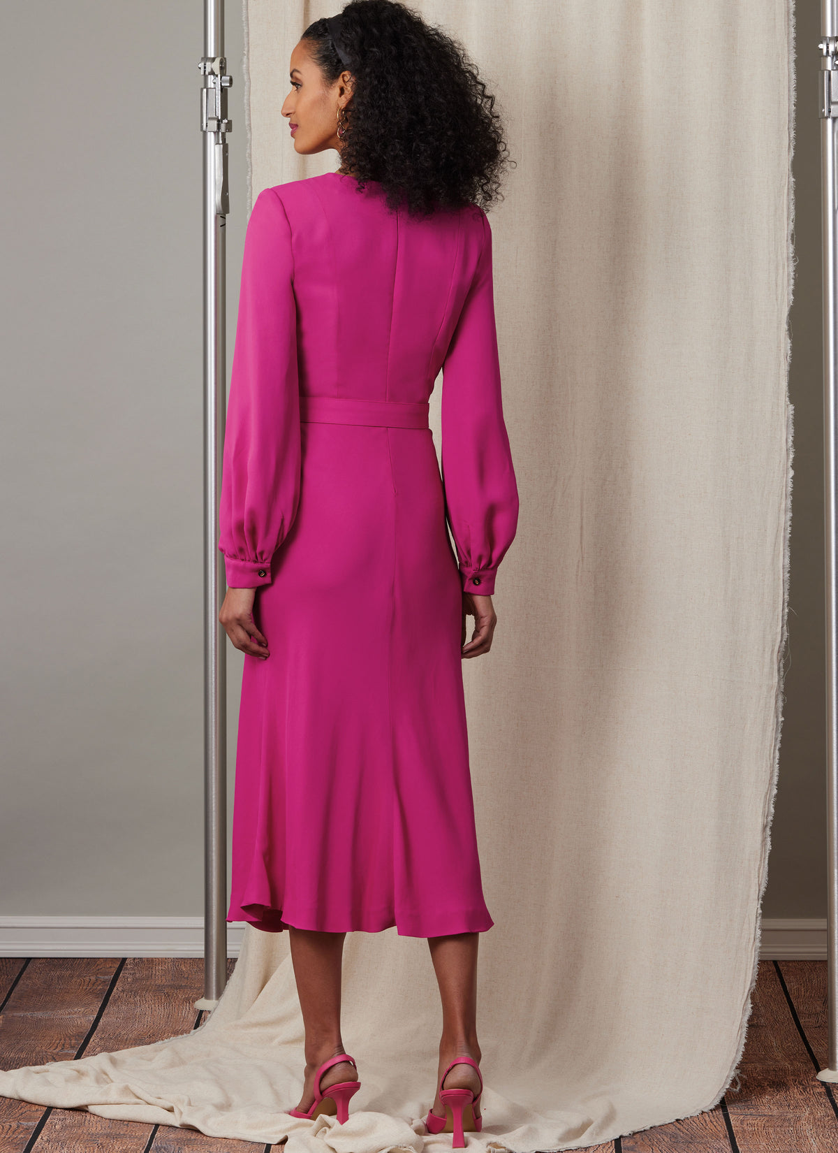 Vogue Patterns V2043 draped bias dress sewing pattern envelope