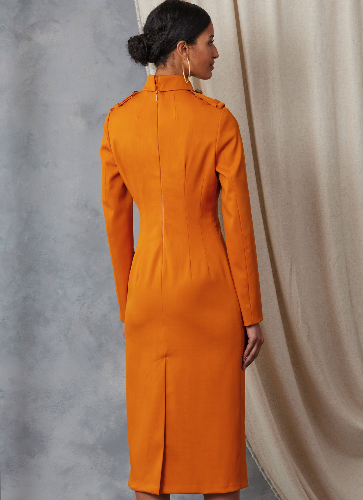 Vogue Patterns V2045 lined sheath dress sewing pattern envelope