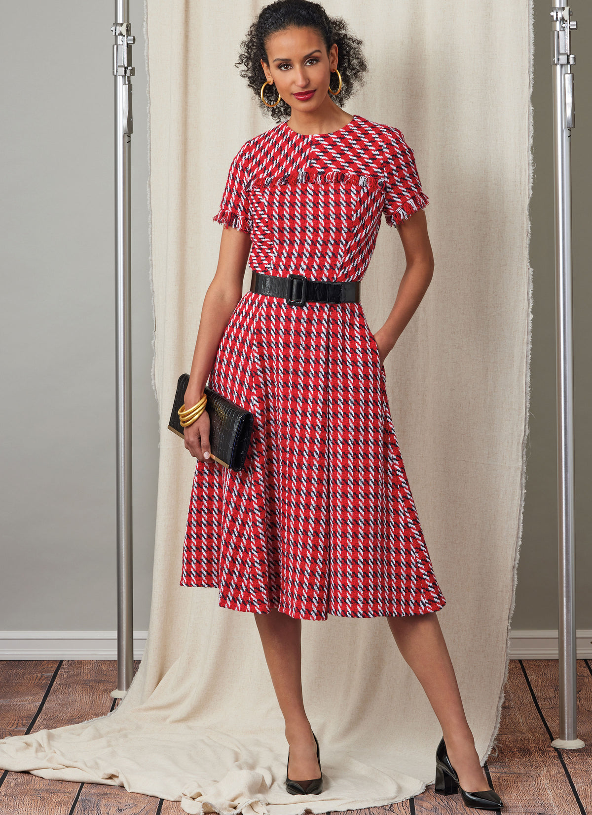 Vogue Patterns V2046 fit and flare dress sewing pattern envelope