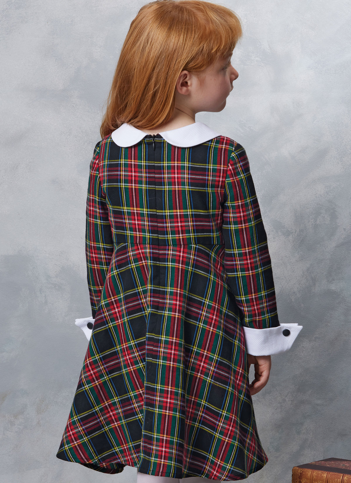 Vogue Patterns V2058 pattern envelope showing a lined girls' dress
