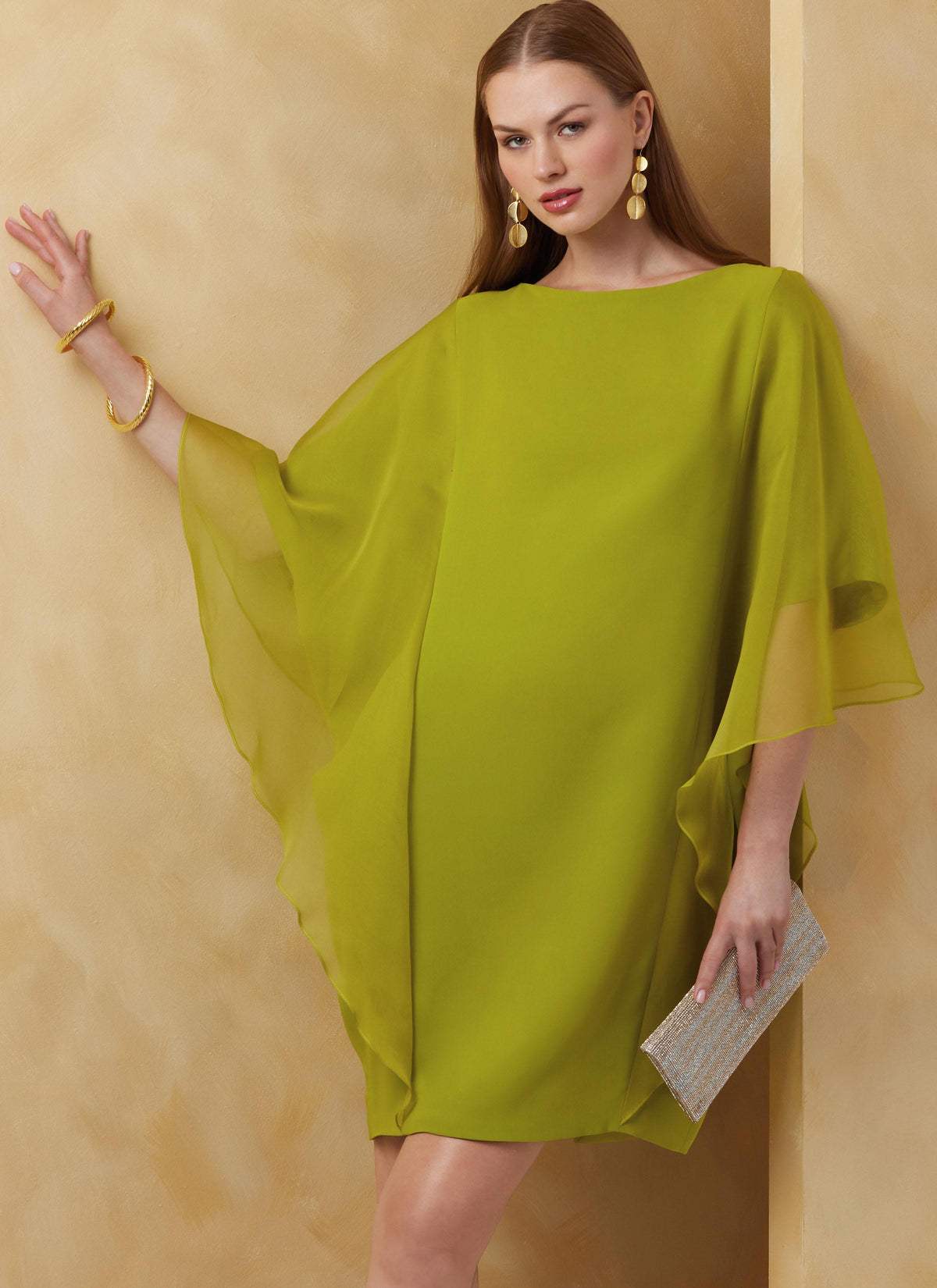 Vogue Patterns V2065 pattern envelope showing a very loose-fitting lined batwing sleeve dress
