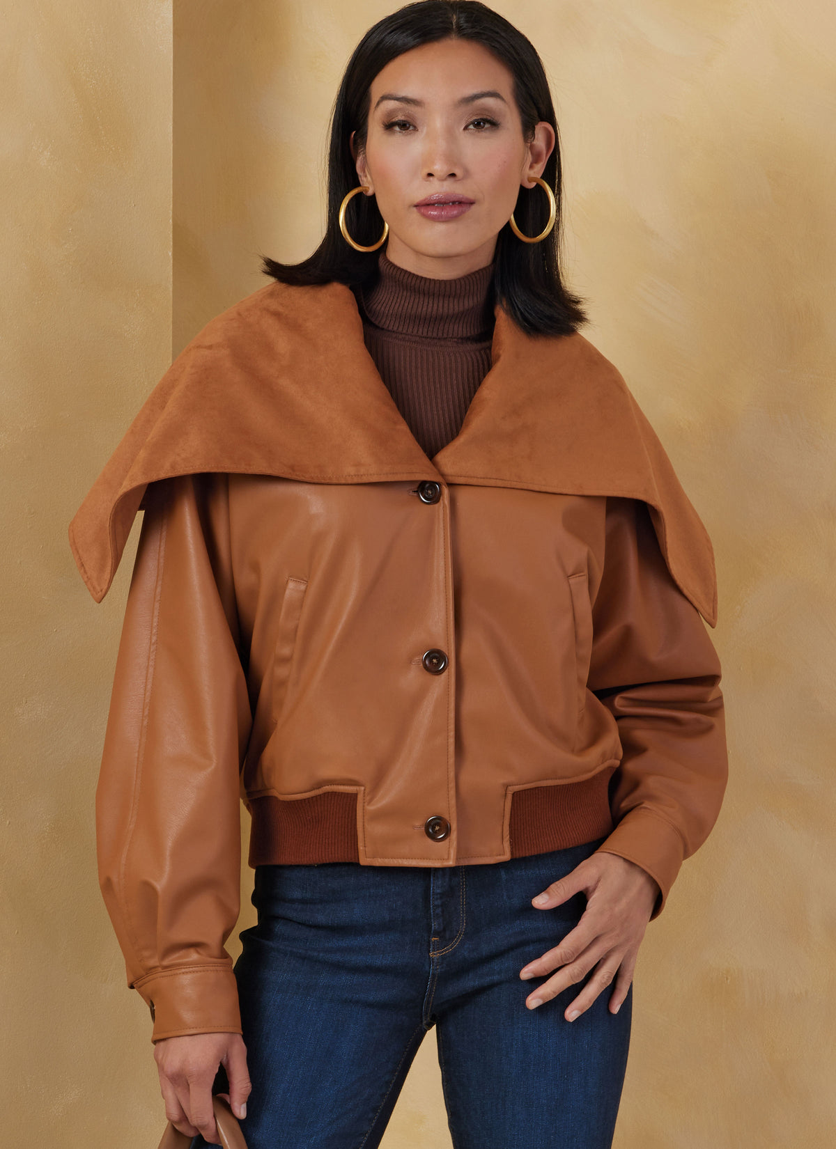 Vogue Patterns V2072 pattern envelope showing the jacket designs