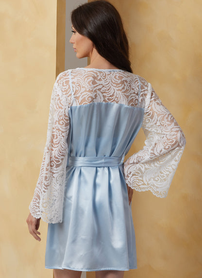 Vogue Patterns V2077 pattern envelope showing the robe designs