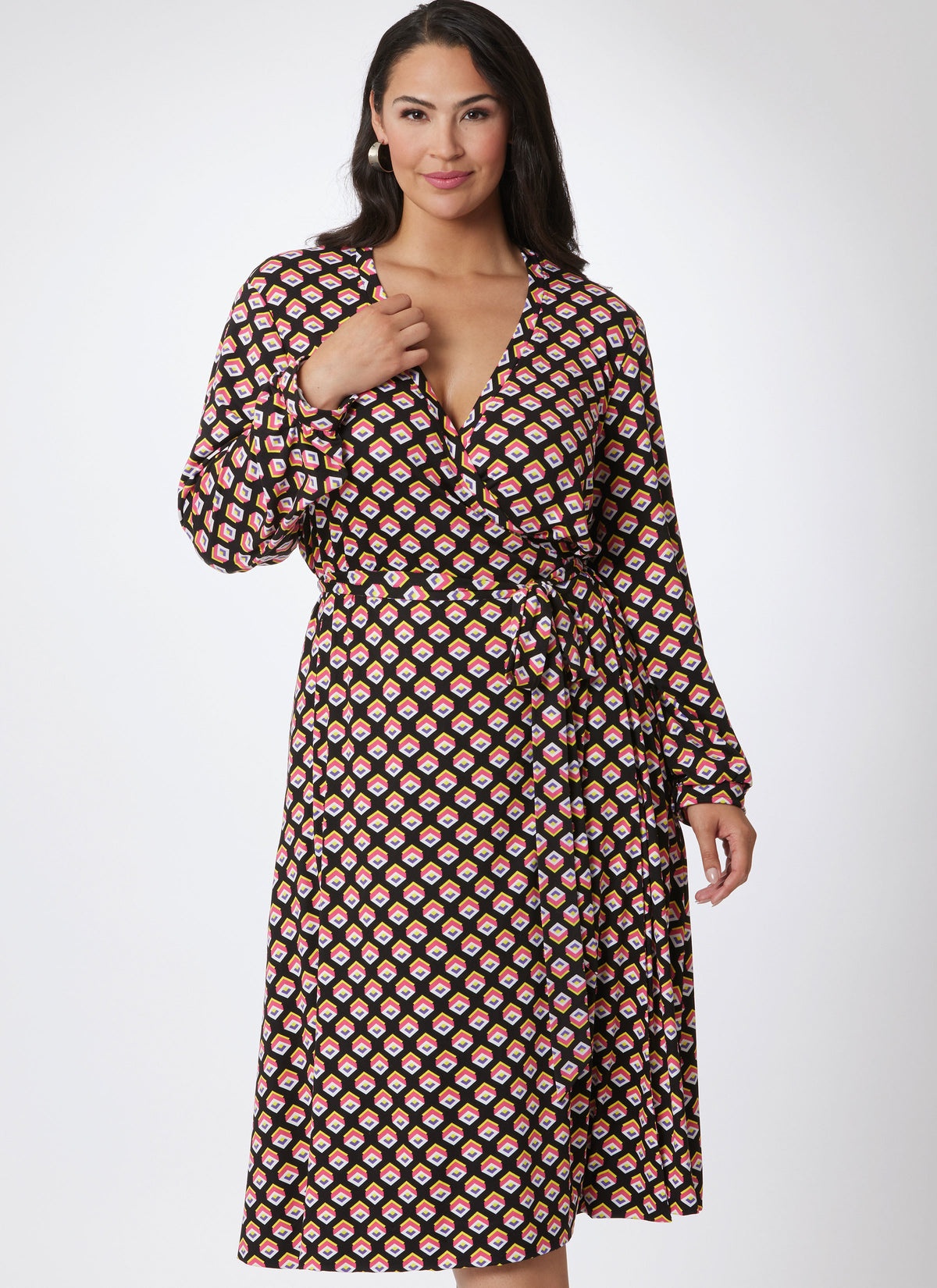 Vogue Patterns V2081 pattern envelope showing the dress designs