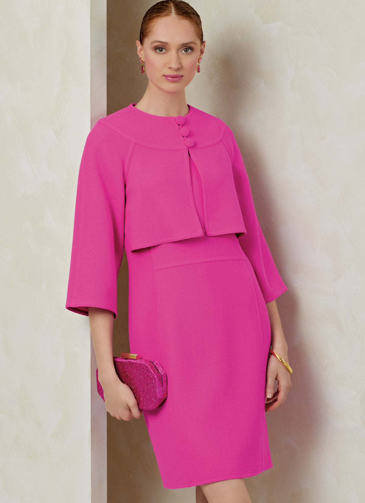 Vogue Patterns V2085 pattern envelope showing the dress designs