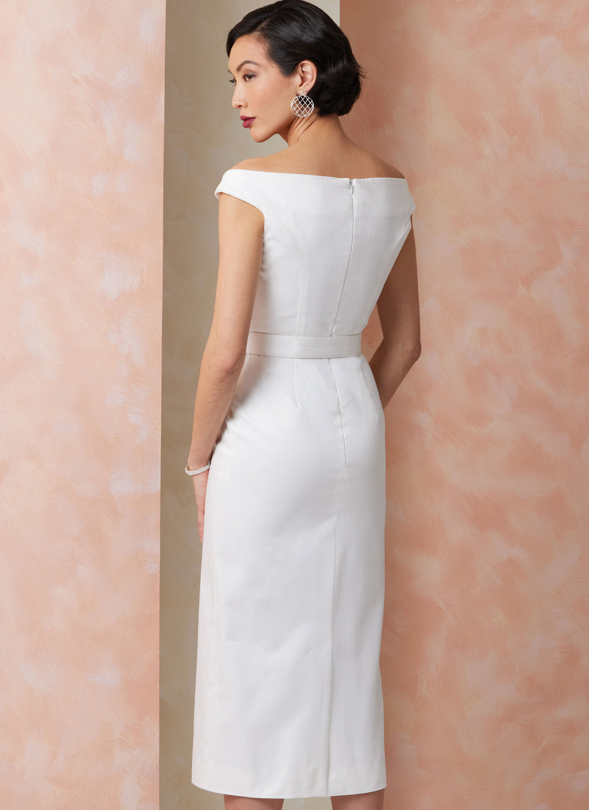 Vogue Patterns V2105 envelope showing the off-the-shoulder sheath dress designs