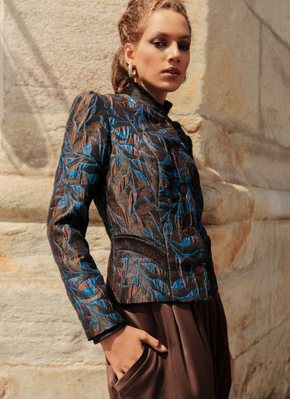 Vogue Patterns V2135 envelope showing the lined button front jacket designs