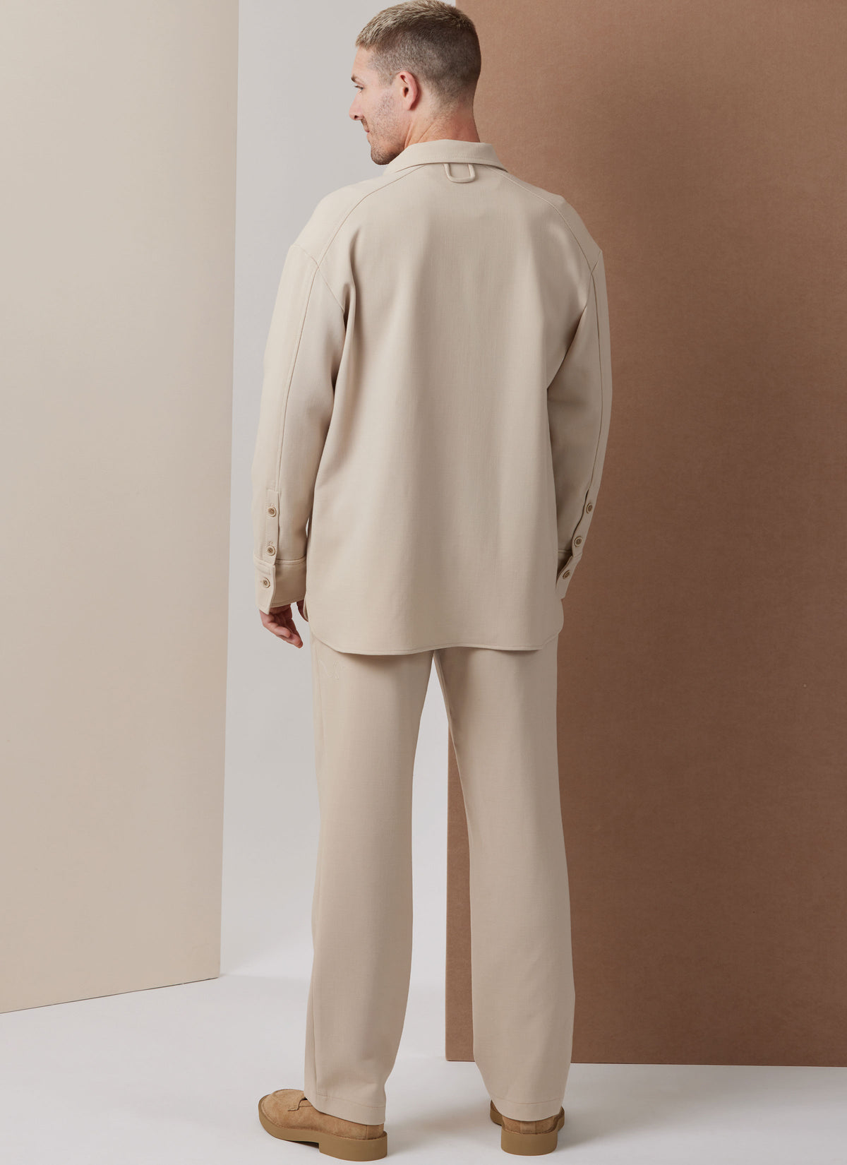 Vogue Patterns V2142 envelope showing a men's drop shoulder shirt
