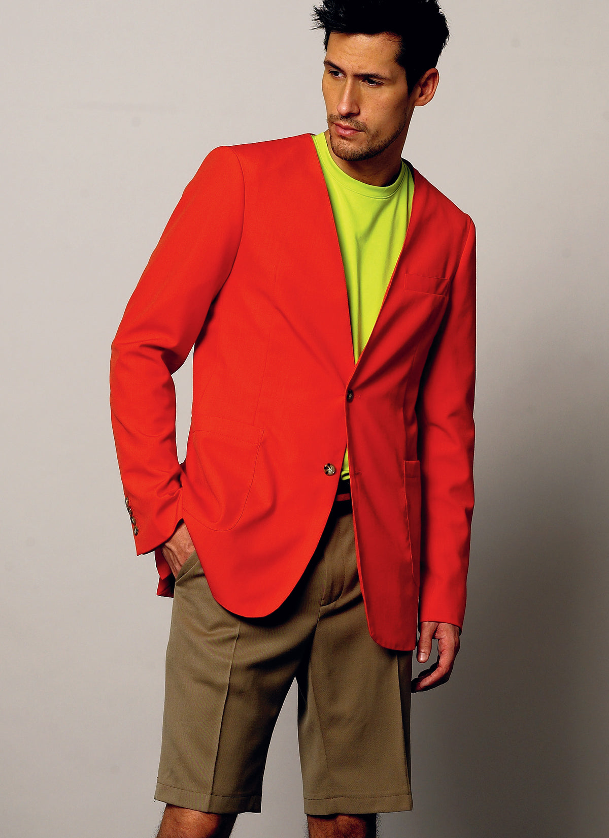 Vogue Patterns V8890 jacket sewing pattern envelope