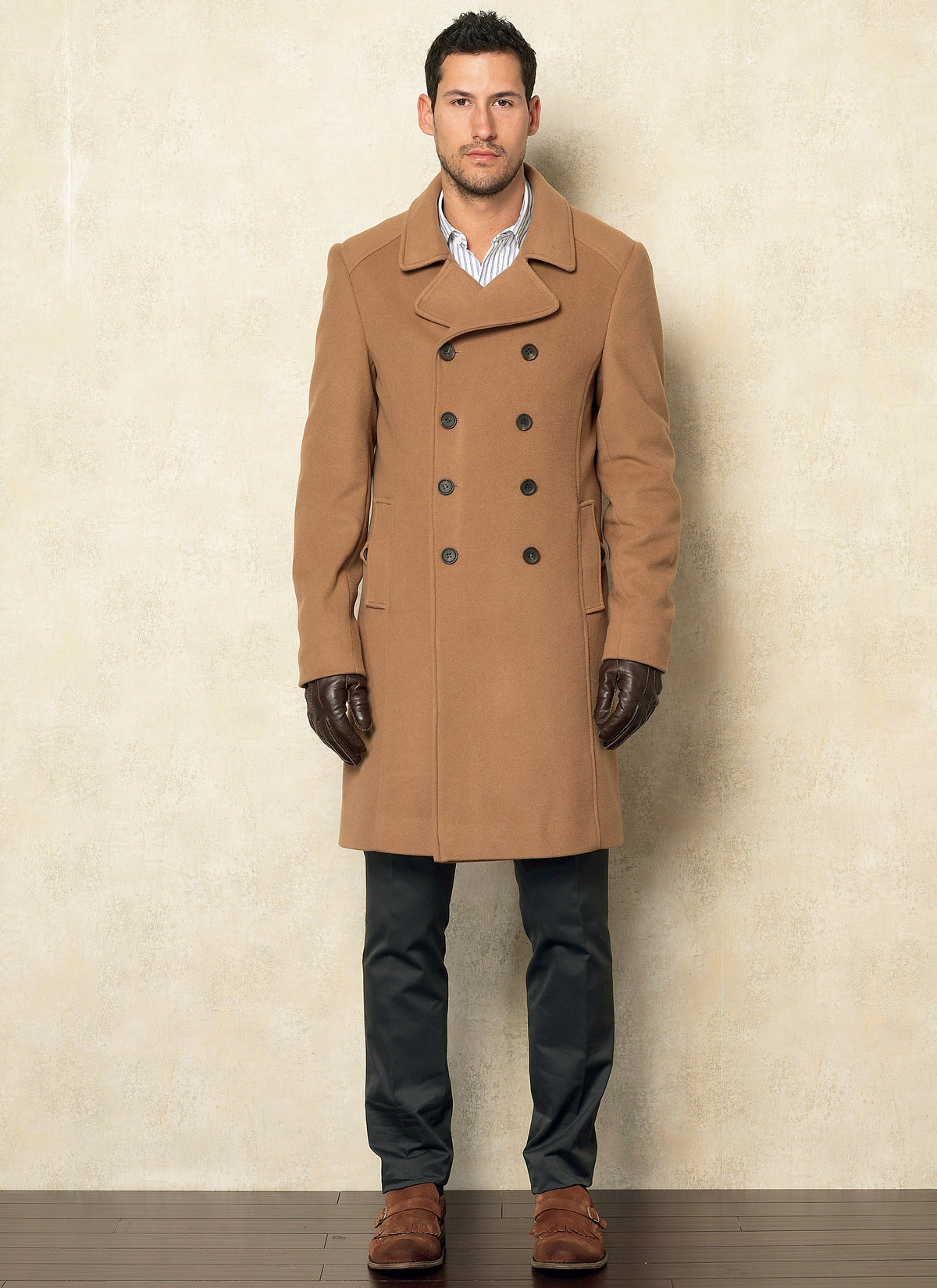 Vogue Patterns V8940 coat sewing pattern envelope