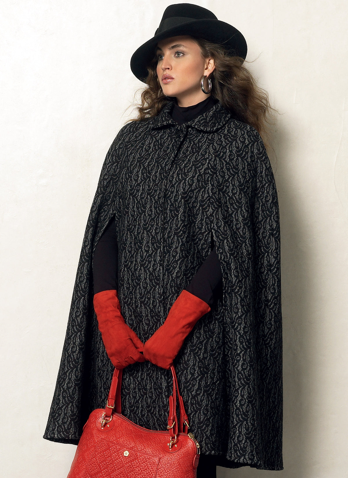 Vogue Patterns V8959 cape sewing pattern envelope