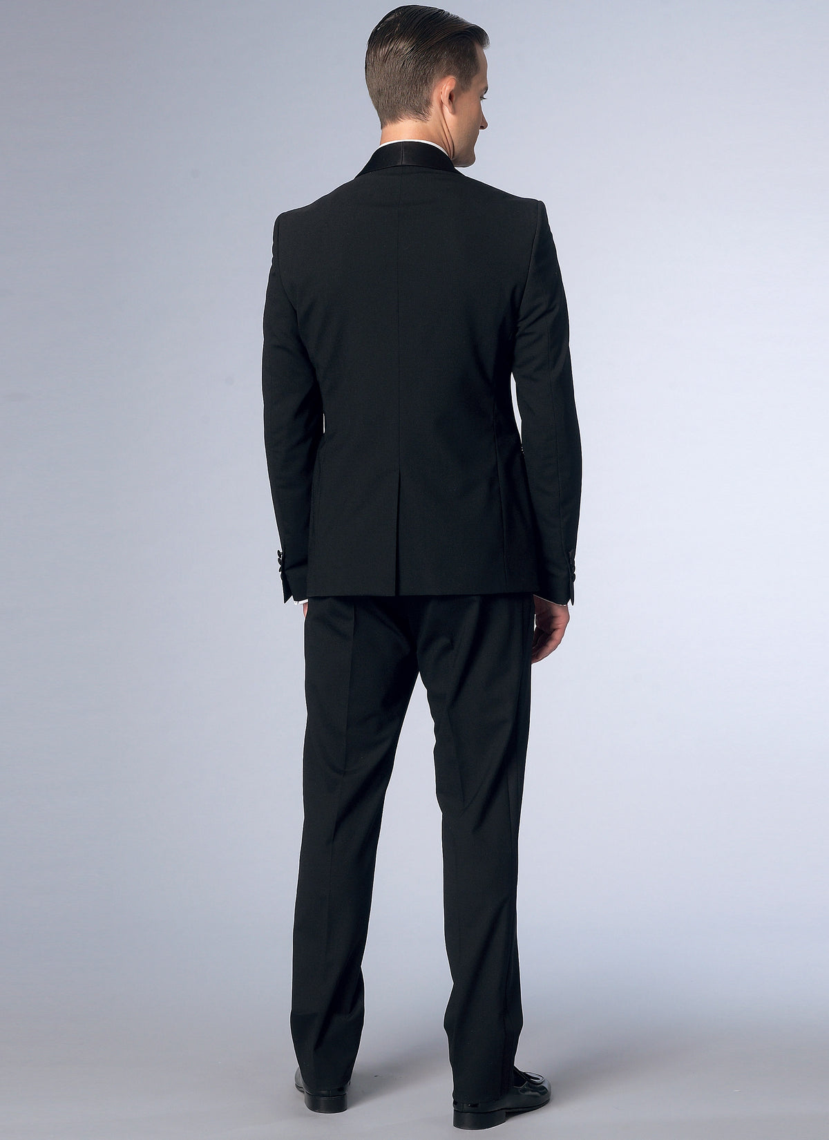 Vogue Patterns V9097 envelope showing men's lined jacket designs