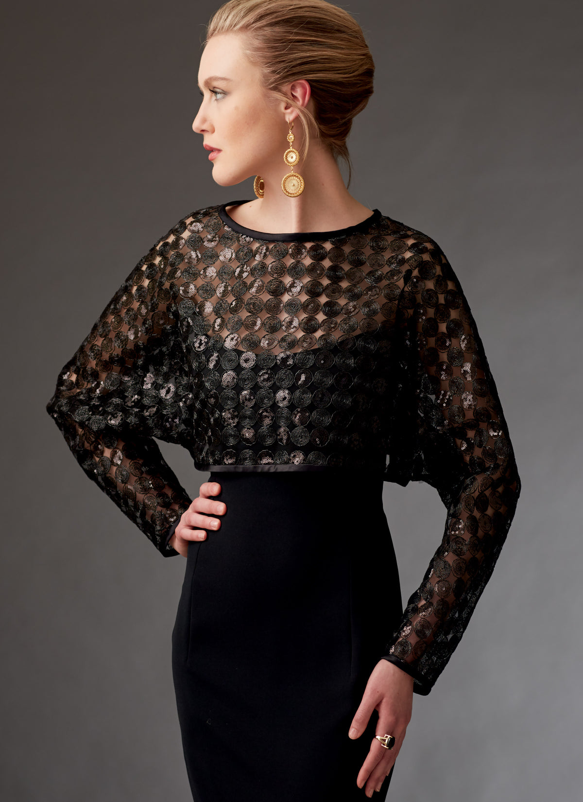 Vogue Patterns V9276 sewing pattern envelope showing the shrug designs