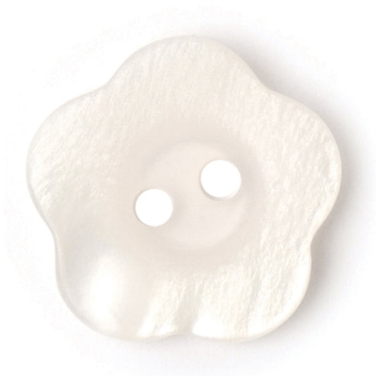Close-up of pearly white five-petal flower buttons, 20mm
