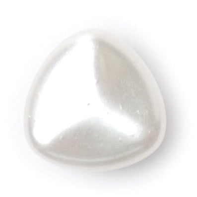 White pearl-effect buttons with a soft triangular shape