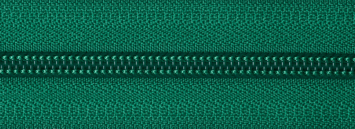 Emerald YKK open end nylon zip, 66cm