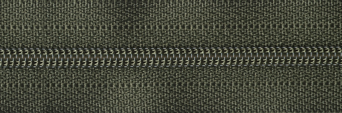 YKK 25cm nylon dress and skirt zip in khaki