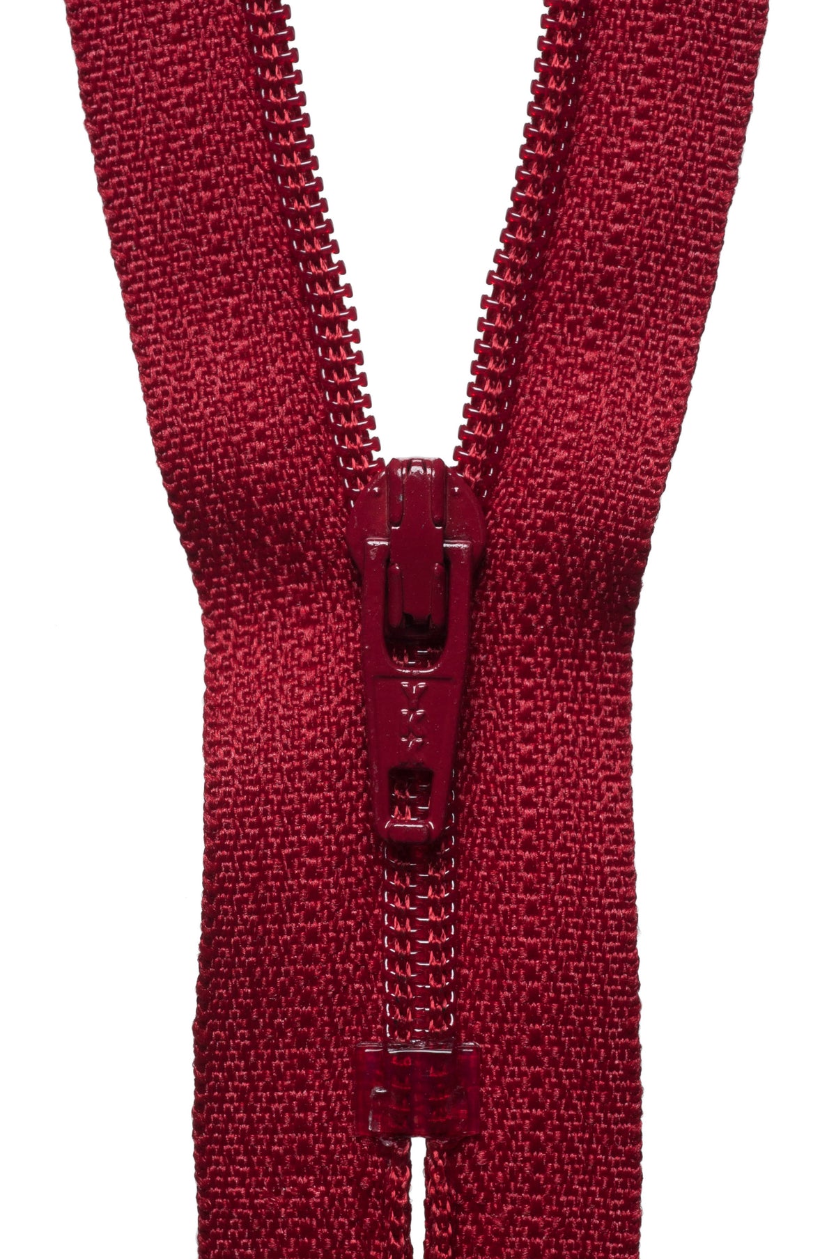 YKK scarlet berry nylon dress zip, 51cm